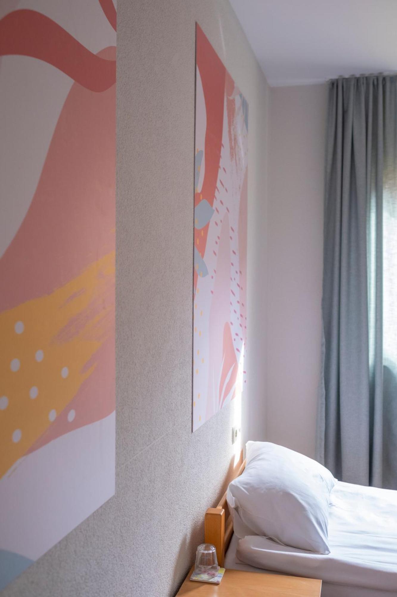 Mint Hotel Prizren Room photo